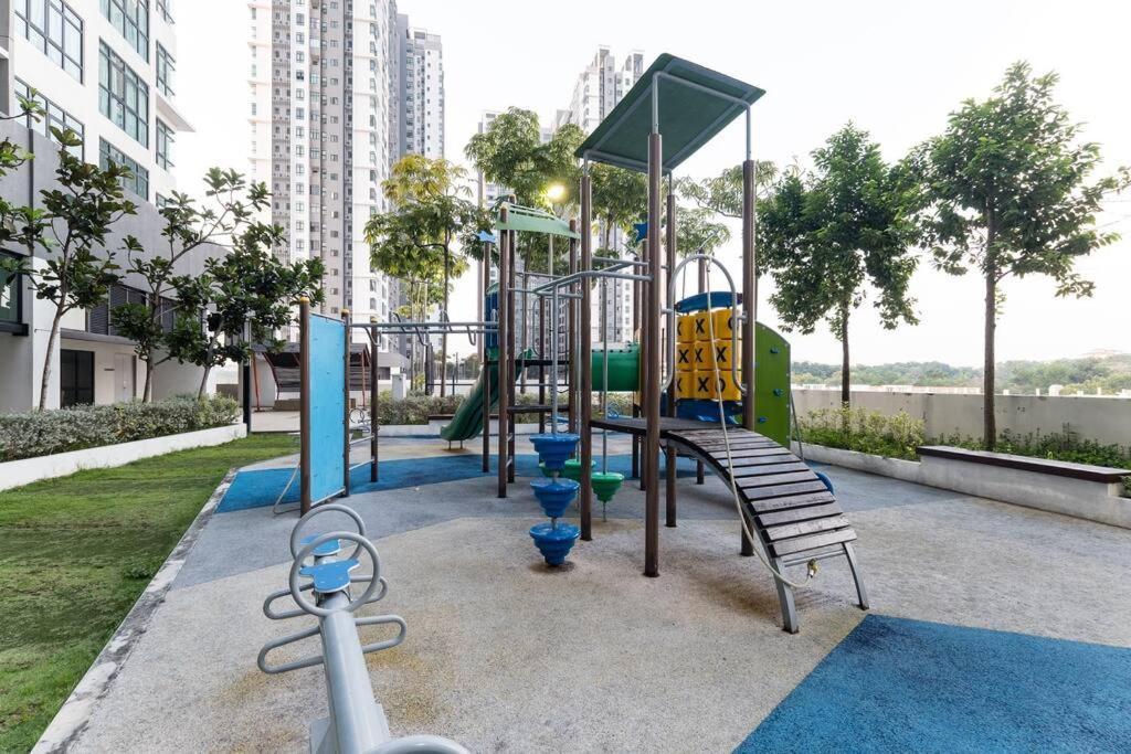 Conezion Residence Putrajaya 3Br6Pax Ioi City Mall מראה חיצוני תמונה